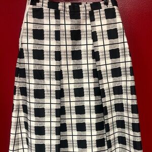 Lord & Taylor 424 Fifth Women's Skirt Black & White Check New Without Tags